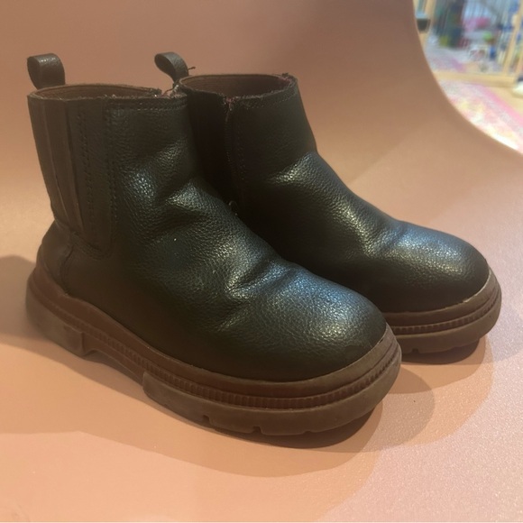 Zara Other - Zara Toddler 7.5 Black Leather Zip Up Ankle boots